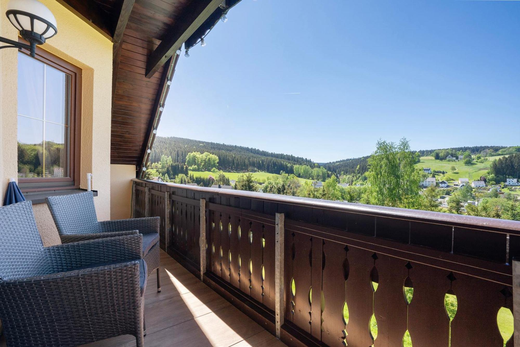Pension Bergblick Мариенберг Экстерьер фото